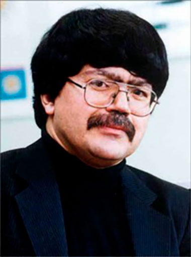 Армен Ахвердян главный художник монетного двора Казахстана
