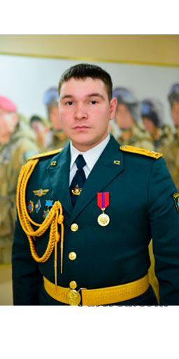 Ильяс Джусупов награжден медалью Жауынгерлiк ерлiгi үшiн.