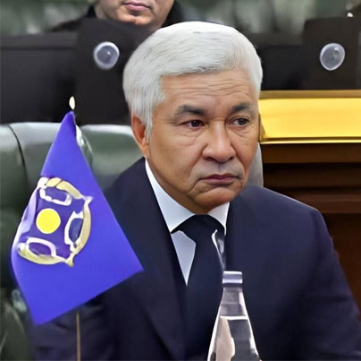 Кавалер ордена Первого Президента Иманали Тасмагамбетов
