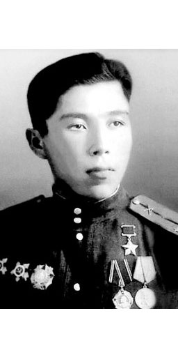Махмет Каирбаев стал Героем Советского Союза в двадцать лет. Это не последняя награда казахстанца