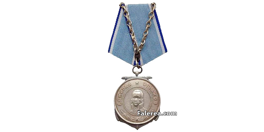 Медаль Ушакова аверс