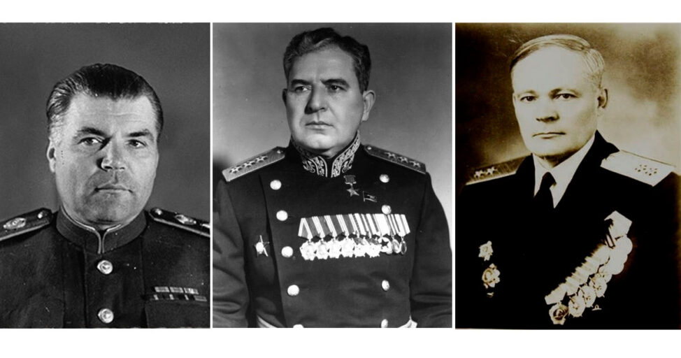 Маршал Советского Союза Малиновский, адмирал Юмашев, вице-адмирал Седельников
