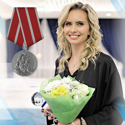 Врач Симакова Анна награждена медалью Луки Крымского